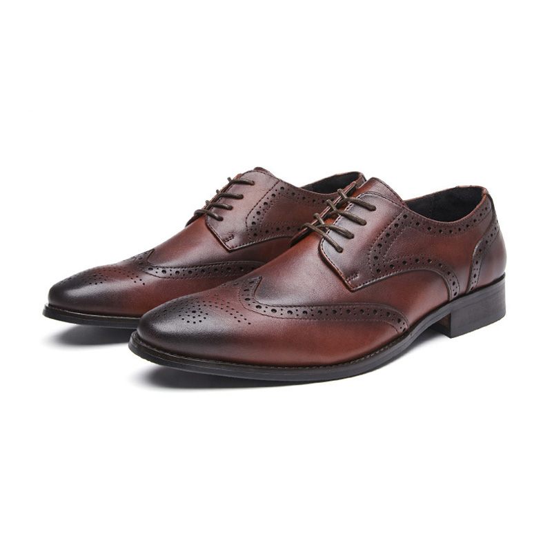 Męskie Buty Wyjściowe Brogue Pointed Toe Rzeźbione Derby Ze Skóry Bydlęcej Sznurowane 4 Oczka